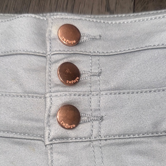 Women's light gray stretch high waisted Denim like Shorts - Picture 2 of 6